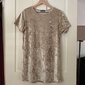 ❌SOLD❌ missy empire beige velvet t-shirt dress